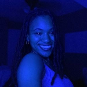 Meet your Posher, Akira